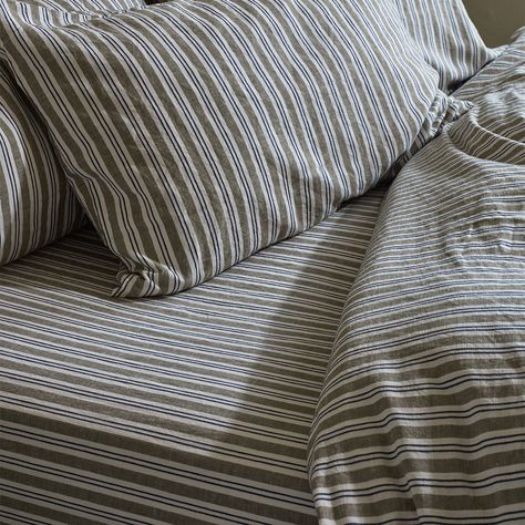 Bed linen sets