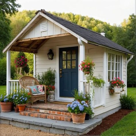 She Shed Exterior, She Shed Makeover, Tiny Backyard, Cottage Backyard, Shed Makeover, Yard Sheds, Backyard House, Tiny House Nation, Building A Tiny House