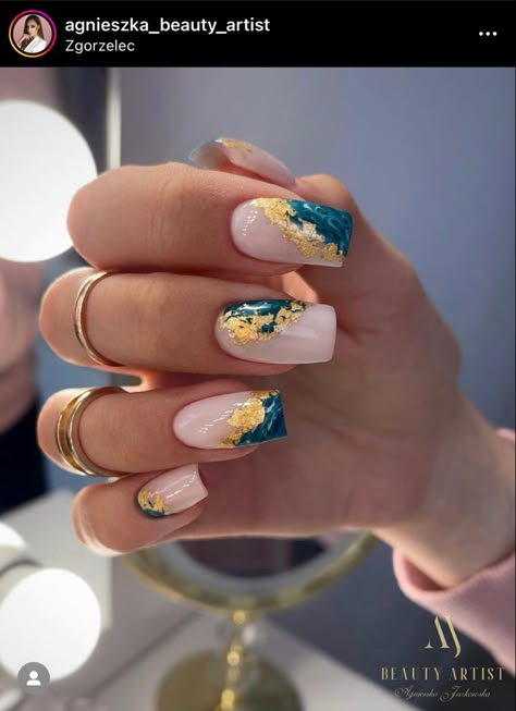 Nail Designs With Foil, Foil Nail Art Designs Ideas, Nails With Gold Leaf, Nails Mom, Ig Nails, Short Coffin Nails Designs, Business Nails, Foil Nail Art, Manicured Nails