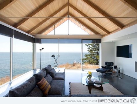 plain vaulted ceiling in great room | 18 Living Room Designs with Vaulted Ceiling | Home Design Lover Coastal Modern, Modern Beach House, Island House, Wood Ceilings, Large Windows, Great Rooms, The Ocean, Ramen, Interior Architecture