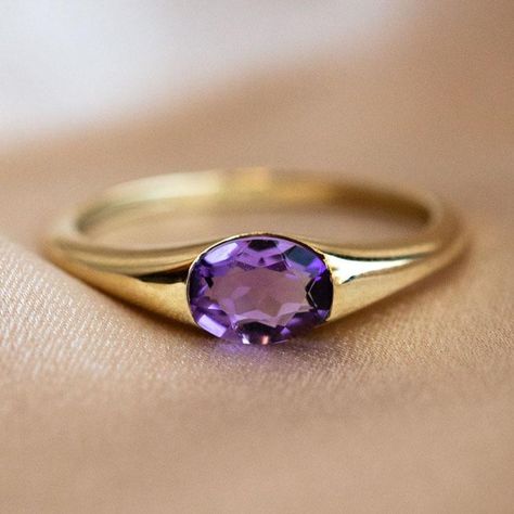 Birthday 2023, Channel Set Rings, Luxury Wedding Rings, Local Eclectic, Purple Gems, Gold Rings Fashion, Rings Fashion, Chunky Jewelry, Jewelry Wedding Rings