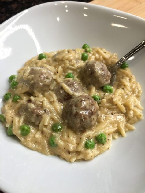 Meatballs And Orzo, Creamy Orzo Recipes, Orzo Spinach, Cheesy Orzo, Frozen Meatball Recipes, Creamy Orzo, Spinach Lasagna Rolls, Creamy Peas, Italian Meatballs Recipe