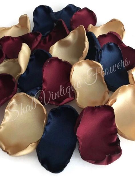 Champagne Centerpiece, Graduation Table Decorations, Flower Girl Petals, Wedding Burgundy, Navy Blue Flowers, Bridal Shower Decor, Wedding Aisle Decorations, Wedding Petals, Bedroom Color