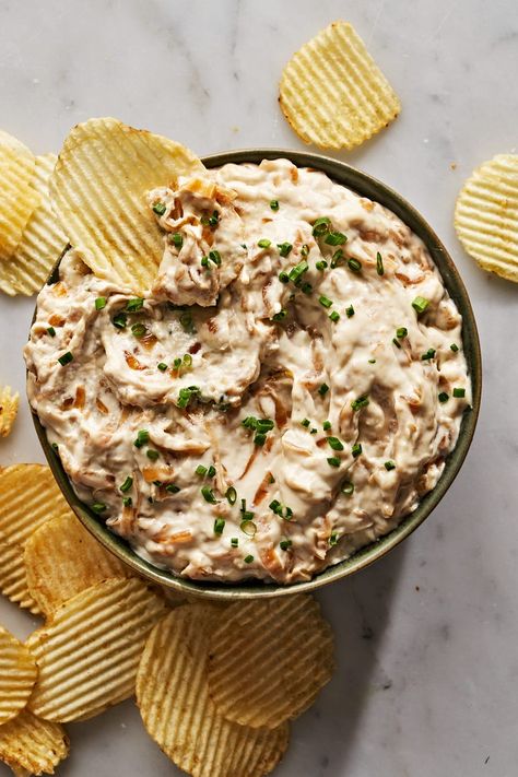 Caramelized Onion Dip Baked Potato Dip, Onion Dip Recipe, Caramelized Onion Dip, Carmelized Onions, French Onion Dip, Gluten Free Appetizers, Cream Cheese Dips, Onion Dip, Caramelized Onion