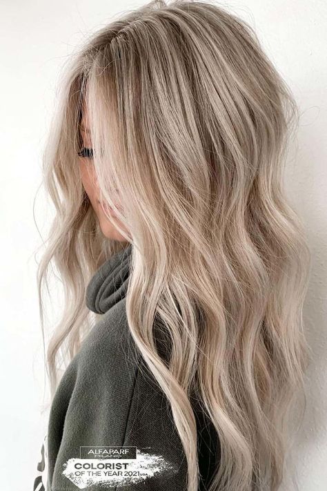 Long Blonde, Long Blonde Hair, Blonde Balayage, Wavy Hair, Balayage, Blonde Hair, A Woman, Blonde, Hairstyles