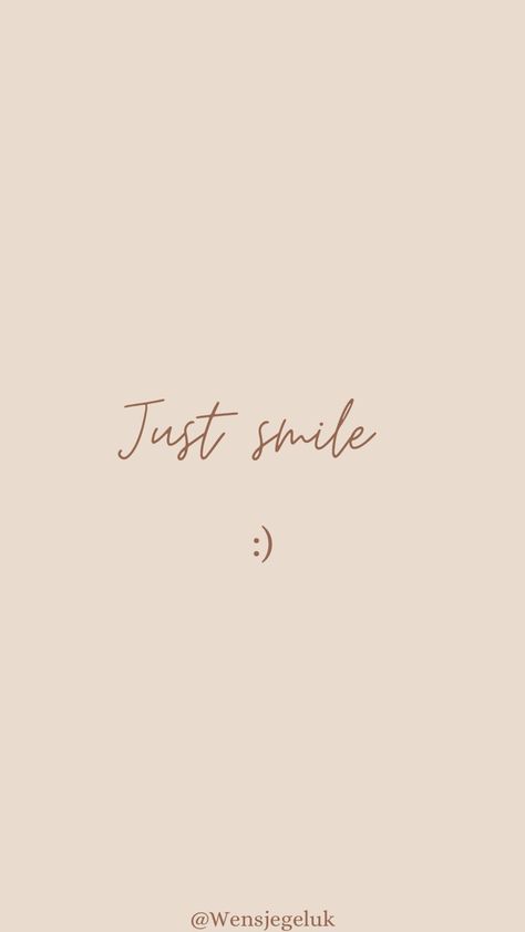 Tiny Inspirational Quotes, Just Keep Smiling, Smile More Aesthetic, Keep Smile Quotes, Smile Quotes Aesthetic, Smile More Quotes, Quotes About Smiles, Cuteness Quotes, Smile Quotes Inspirational Short