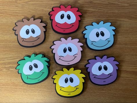 Club Penguin Door Decs, Club Penguin Ra Board, Ra Door Dec Ideas, Ra Door Decks, Puffle Club Penguin, Ra Programming, Dorm Bulletin Boards, Stuco Ideas, Ra Inspiration