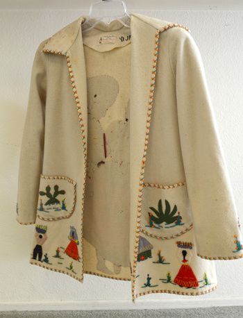 Mexican Jacket, Mexican Fashion, Mexican Embroidery, Mexican Dresses, Wool Applique, Vintage Mexican, Mexican Style, Madame Alexander, Embroidered Jacket