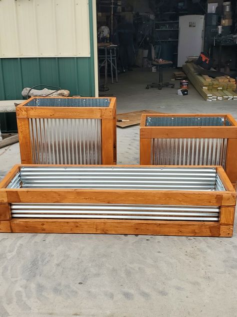 Corrugated Metal Ideas Projects, Galvanized Planter Boxes, Tin Flower Beds, Tin Raised Garden Beds, Repurposed Garden Beds, Corrugated Tin Projects, Corrugated Metal Garden Boxes, Wood And Metal Planter Boxes, Corrugated Iron Garden Beds