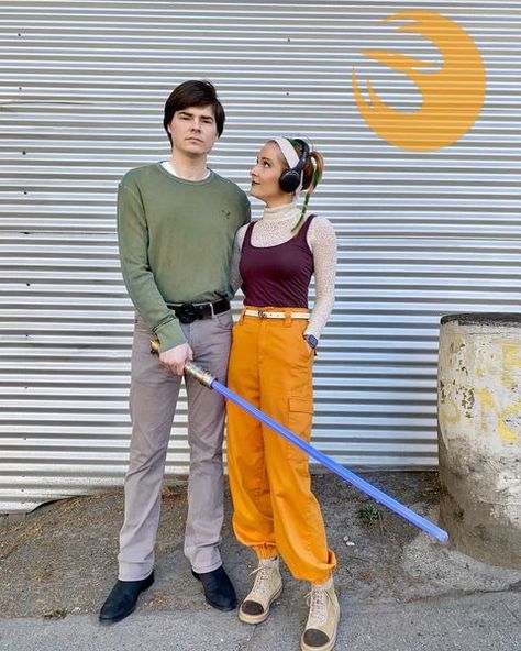 Jennifer Woodruff - Disney and Star Wars, DisneyBound, Cosplay on Instagram: ““We have hope. Hope that things can get better, and they will.” * It’s TV show day on the #homeboundchallenge and still Star Wars week on…” Tron Disneybound, Star Wars Disneybound Padme, Star Wars Outfits For Disney, Hera Syndulla Disneybound, Disney Bounding Star Wars, Starwars Disneybound, Star Wars Disney Bound, Star Wars Costume Ideas, Couples Disneybound