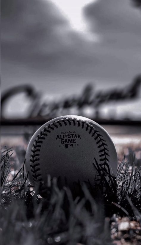 Baseball Iphone Wallpaper, Baseball Astethic, Softball Aesthetic Wallpaper, Baseball Wallpaper Aesthetic, Cool Baseball Wallpapers, Baseball Aesthetic Wallpaper, Deportes Aesthetic, Baseball Game Aesthetic, Baseball Wallpapers