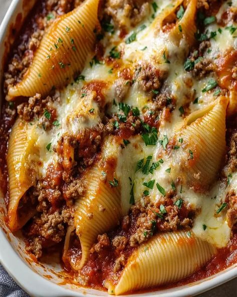 Ground Beef Stuffed Shells, Stuffed Shells With Ground Beef, Shells With Ground Beef, Stuffed Shells Beef, Bruschetta Appetizer, Ground Beef Recipe, Jumbo Pasta Shells, Stuffed Shells Recipe, Beef Sausage