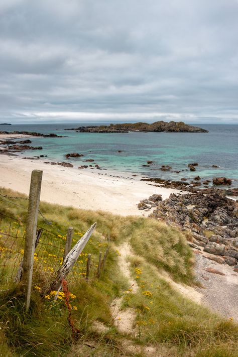 technicolourstation:  Isle of Iona Scotland // Tràigh an t-Suidhe // (2018) Personal Advice, Isle Of Iona, Coastal Style, Landscape Photos, Happy Places, Positive Vibes, Good Vibes, Self Help, Scotland