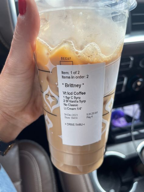 $5 100-Calorie Starbucks Drink Low Calorie Starbucks Drinks Iced Venti, Low Cal Starbucks Drinks, Low Calorie Coffee, Starbucks Drinks Iced, Sugar Free Starbucks Drinks, Low Calorie Starbucks, Low Cal Drinks, Low Calorie Starbucks Drinks, Easy Microwave Recipes