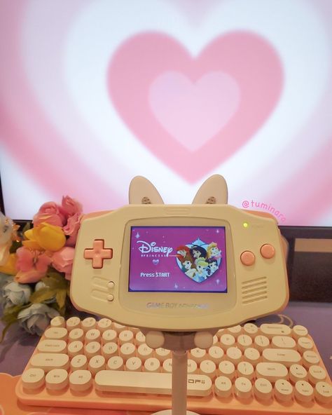 Gamergirl Setup, Console Setup, Nintendo Gameboy, Gameboy Advance, Disney Princesses, Game Boy Advance, Gamer Girl, Pink White, Nintendo