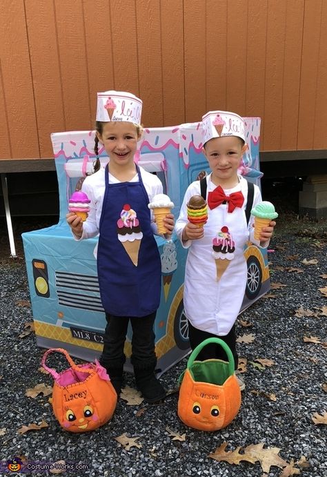 Ice Cream Truck - 2018 Halloween Costume Contest Ice Cream Truck Driver Costume, Ice Cream Server Costume, Ice Cream Seller Costume, Ice Cream Truck Or Treat, Ice Cream Truck Costume, Truck Costume Diy, Ice Cream Costume Kids, Ice Cream Sundae Costume, Truck Costume