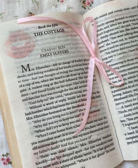 book aesthetic coquette soft pink ribbon kiss looma stanloona ritual insta instagram softcore Stolen Heir, Terrence Loves You, Pink Girly Things, Girl Reading, Blogger Girl, Book Girl, Pink Princess, Hopeless Romantic, Soft Girl