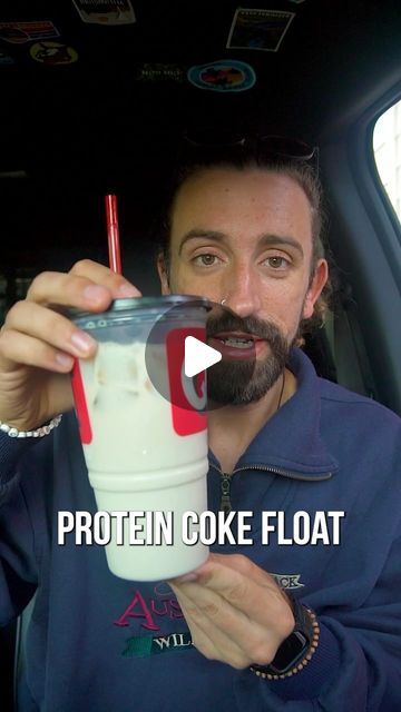 Alex Moe on Instagram: "Protein Coke Float
~~~~~Approximate Macros~~~~~
Protein: 42g/ Carbs:8g/ Fat:3.5g
SUGAR: 8g
Caffeine: ~40g
‼️230 Calories ‼️ *depends on the protein shake you use
•
Protein coke float! I’ve seen this a bunch of times online so I had to try it for myself. Let me just say that I am NOT disappointed!
•
You can use any zero cal coke drink and protein shake but I’d recommend the core power 42g for the most ice creamy taste.
•
✅HOW TO MAKE✅
•
1️⃣Add diet Coke to a cup 
2️⃣Add protein shake to cup
•
This drink is really good, but I am actually a diet root beer guy so I’m gonna have to try it with that next. Enjoy! 
-Alex ☕️
-
-
-
#coldbrew #coffee #lowcalorie #recipe #hack #macros #coke #zero #protein" Core Power Protein Shake Recipe, Core Power Protein Shake, 1400 Calorie Meal Plan, Coldbrew Coffee, Protein Shake Diet, Coke Float, Coke Drink, Vanilla Protein Shakes, Low Carb Drinks