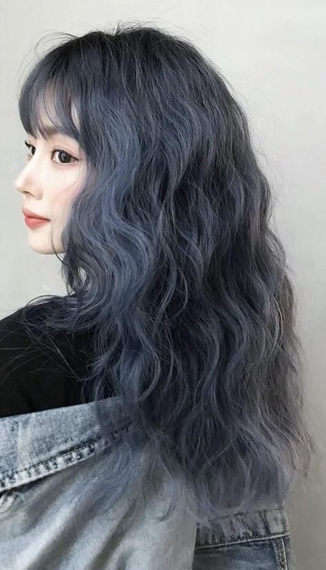 Blue Brown Hair, Beauty Outfits, Curly Synthetic Wig, Ulzzang Hair, Asian Photography, Wig Brown, Korean Hair Color, Dye Colors, Hair Color Blue