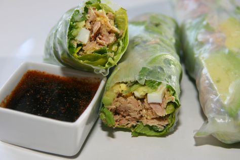 Tuna Spring Rolls Canned, Tuna Rice Paper Wraps, Tuna Spring Rolls, Rice Paper Wraps, Tuna Wrap, Tuna Rice, Wraps Recipes, Tuna And Egg, Plats Healthy