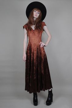 Vtg 90s Copper Crushed Velvet Goth Grunge Backless Evening Midi Dress S/M 90s Velvet Dress Grunge, 90s Grunge Witch Aesthetic, Grunge Dresses, Copper Dress, Vintage Midi Dress, Evening Midi Dress, Dark Mori, Boho Goth, Vintage Midi Dresses