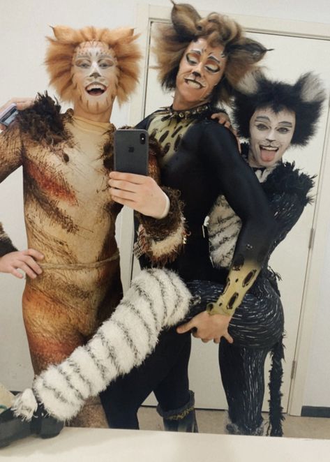 Rum Tum Tugger X Mistoffelees, We Are The Tigers Musical, Mr Mistoffelees, Rum Tum Tugger, Cats The Musical Aesthetic, Cats The Musical Costume, Cats The Musical 1998, Jellicle Cats, Drag King