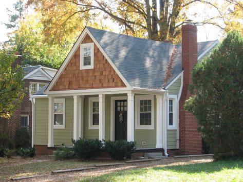 Hardiplank Siding Cedar Shake w Maintenance Free Columns | Flickr Hardiplank Siding, Exterior Home Makeover, Craftsman Home Exterior, Hardy Plank Siding, Cedar Shingle Siding, Cedar Shake Siding, Exterior House Siding, Siding Ideas, Cedar Shake