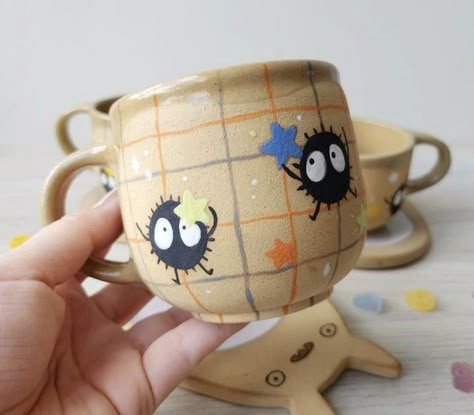 Sanrio Ceramic Painting, Soot Sprite Pottery Painting, Paint Mugs Ideas, Howls Moving Castle Pottery Painting, Ghibli Ceramic Art, Pokemon Pottery Painting, Anime Ceramics Ideas, Matching Pottery Painting Ideas, Nerdy Pottery