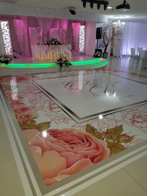 IMG_7196 Wrapped Dance Floor Wedding, Floor Decals Event, Flower Dance Floor, Dance Floor Wedding Ideas, Dancefloor Wedding Ideas, Dancing Floor Wedding, Vinyl Dance Floor Wedding, Wedding Floor Wrap, Floor Wrap Wedding