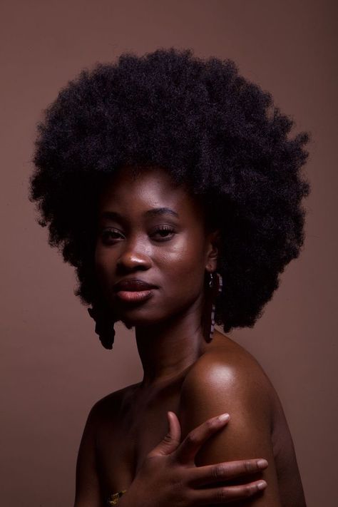 Face Photoshoot, Cotton Candy Hair, Candy Hair, Button Nose, Pelo Afro, Photography Women, Afro Hairstyles, Black Beauty, Brown Skin