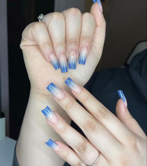 Blue Nail Designs Ombre, White And Purple Ombre Nails, Blue And White Nails Ombre, Dark Blue Nails Ombre, Dark Blue Ombré Nails, Short Blue Ombre Nails, Blue And White Ombre Nails Acrylic, Blue Ombre Nails Coffin, Blue White Ombre Nails