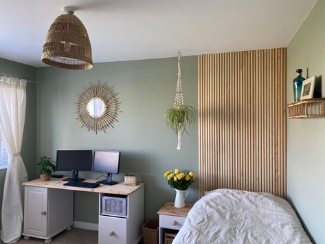 Green Slat Wall Bedroom, Wooden Slats Headboard, Slat Wall Color Ideas, Sage Green Slat Wall, Wooden Slat Bedroom, Green Wall With Wood Slats, Slat Bedroom Wall, Green Slat Wall, Wooden Slat Wall Bedroom