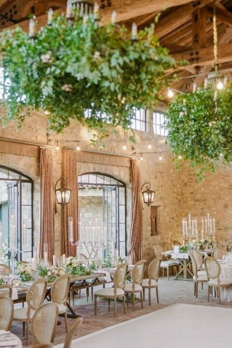 Scottsdale Wedding Venues, Wedding Weekend Itinerary, Wedding Venues Indoor, Arizona Wedding Venues, Hot Desert, Cottage Wedding, Scottsdale Wedding, Sedona Wedding, Weekend Itinerary