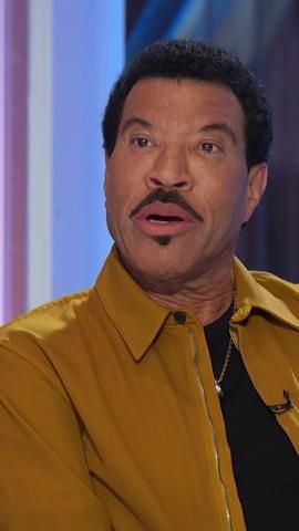 Lionel Richie (@lionelrichie) Official | TikTok Male Singers, Iphone Obsession, Lionel Richie, Summer Tour, 8k Followers, Photography Poses For Men, Poses For Men, Love You All, Classic Man