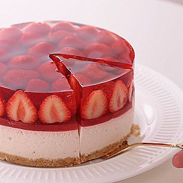 STAND BACK! I'm going to do SCIENCE! Jelly Cheesecake, Baked Strawberries, Jelly Recipes, Strawberry Cheesecake, No Bake, Panna Cotta, Jelly, Cheesecake, Gif