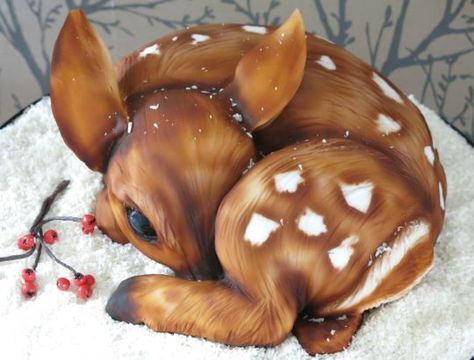 Fifi the Fawn Christmas Cake Carving Cake Recipe, Deer Cakes, Realistic Cakes, Sculpted Cakes, Animal Cakes, Dog Cakes, 3d Cake, Cake Craft, Crazy Cakes