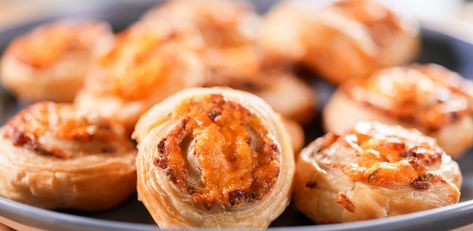 Cheddar and Bacon Pinwheels By Jeff Mauro Bacon Pinwheels, Jeff Mauro, The Kitchen Food Network, Healthy Appetizer Recipes, Pinwheel Recipes, Easy Meal Ideas, Easy Appetizers, Frozen Puff Pastry, Bacon Cheddar