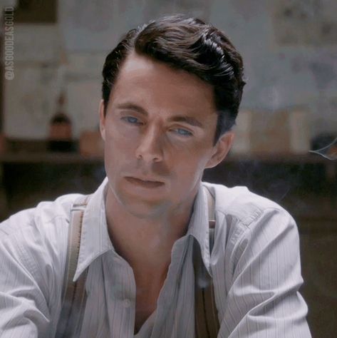 Matthew Goode fan Matthew Goode Gif, Matthew Goode Discovery Of Witches, Matthew Goode Movies, Michael Donovan, Matthew Clairmont, Diana Bishop, Matthew William Goode, Mirror Game, Male Vampire