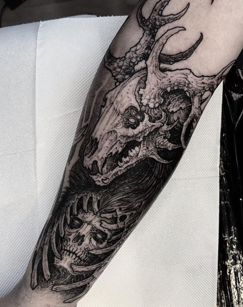 Leshy Tattoo, Eldritch Tattoo, Dark Tattoo Designs, Dark Tattoo Ideas, Apocalypse Tattoo, Gotik Tattoo, 2023 Tattoo, Horror Tattoos, Emo Tattoos