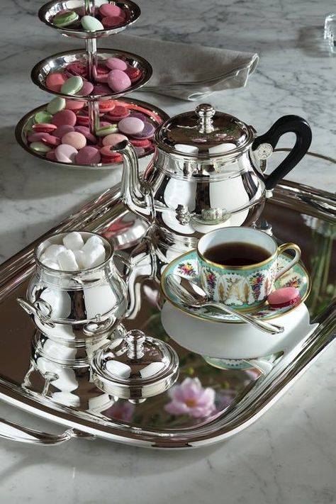 Silver Tea Set, Afternoon Tea Parties, English Tea, Silver Tea, My Cup Of Tea, Tea Tray, Chocolate Pots, Cups And Saucers, Tea Service