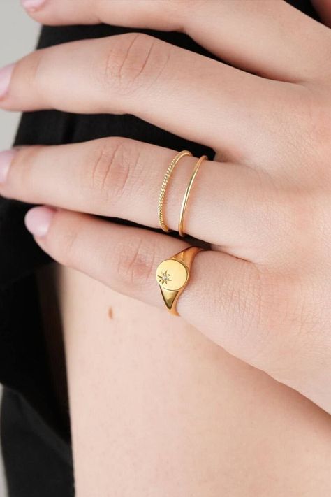 Pinky Rings For Women, Pinky Signet Ring, Custom Signet Ring, Gold Pinky Ring, Signet Rings Women, Diamond Signet Ring, Signet Rings, Gold Rings Fashion, Gold Ring Designs