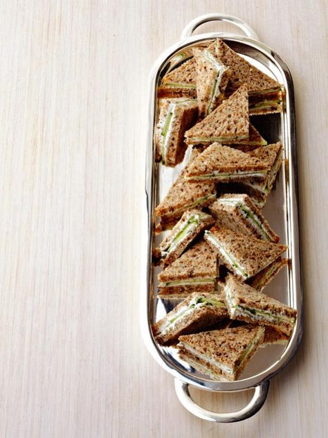 Get Herbed Goat Cheese Sandwiches Recipe from Food Network Goat Cheese Sandwich, Tartiflette Recipe, Herbed Goat Cheese, Hp Sauce, Cheese Sandwich Recipes, Holiday Appetizers Recipes, Finger Sandwiches, Tea Party Food, Tea Sandwiches