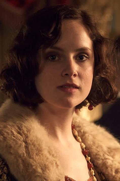 Ada Shelby Ada Thorne Shelby, Sophie Rundle Peaky Blinders, Peaky Blinders Ada Shelby, Ada Peaky Blinders, Ada Thorne, Ada Shelby, Shelby Family, Prohibition Style, Sophie Rundle