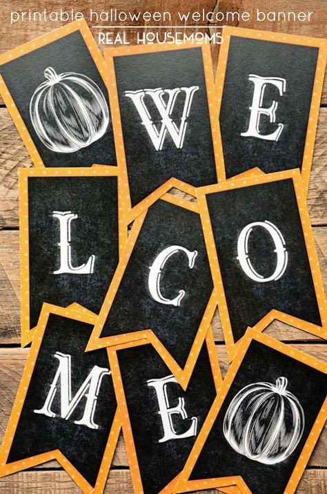 This Printable Halloween Welcome Banner is the perfect addition to your fall decor! | Real Housemoms Fall Banners Ideas, Welcome Banner Printable, Fall Gift Tags, Prim Halloween, Banners Ideas, 50's Costume, Free Fall Printables, Halloween Bunting, Halloween Classroom