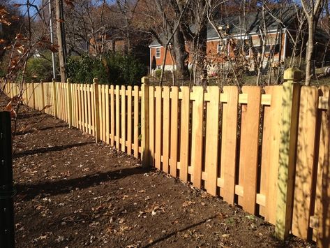 4-ft-shadowbox - Mac's Fence 4ft Fence Ideas Backyards, 4 Ft Fence Ideas Yards Wood, 4ft Fence Ideas Front Yard, 4 Ft Fence Ideas Yards, 4ft Fence Ideas, Cabin Hacks, Shadow Box Fence, Beach Fence, Fences Ideas