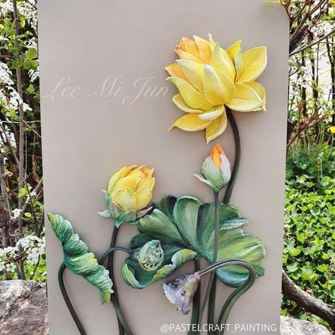 3d Relief Art, Paper Clay Art, Lotus Painting, Cold Porcelain Flowers, Flower Art Drawing, Clay Wall Art, Flower Sculptures, Relief Sculpture, Textured Canvas Art