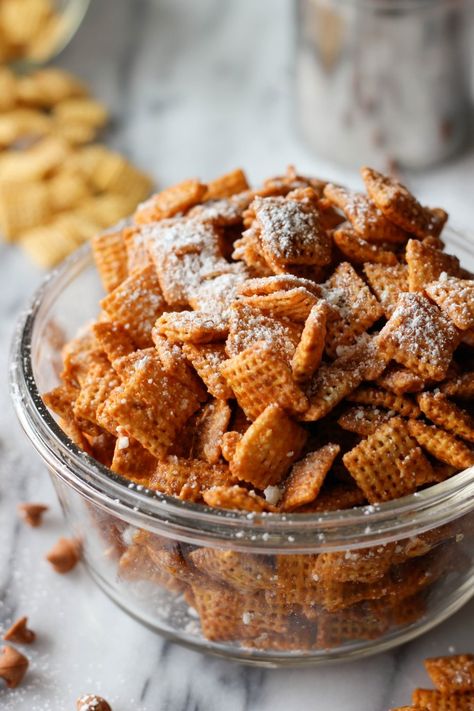 Savory Chex, Savory Chex Mix, Easy Finger Food, Cereal Mix, Chex Mix Recipes, Sweet Dough, Appetizers Easy Finger Food, Finger Foods Easy, Snack Mix Recipes