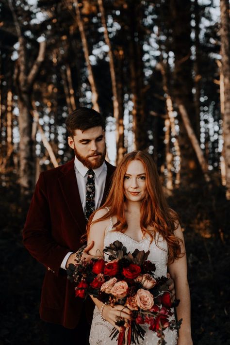 From the moody forest to the moody beach, this Oregon coast wedding has all the romantic vibes | Image by Olivia Strohm Photography  #beachwedding #fallwedding #wedding #weddinginspiration #oregonwedding #weddingphotography #bride #bridalinspiration #bridalstyle #weddingdress #weddinggown #bouquet #weddingbouquet #bridalbouquet #groom #groominspiration #groomstyle #weddingportrait #coupleportrait Red Headed Brides Wedding, Red Headed Bride, Redhead Wedding Dress, Red Head Wedding, Redhead Brides, Red Head Bride, Redhead Wedding, Redhead Bride, Moody Beach