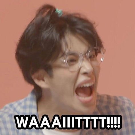 Astro Funny, Astro Memes, Funny Feelings, Cha Eun Woo Astro, Bts Backgrounds, Reaction Memes, Astro Kpop, Funny Kpop Memes, Pop Memes