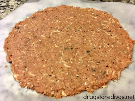 Chicken Dough Pizza, Ground Turkey Crust Pizza, Ground Chicken Pizza Crust Keto, Ground Chicken Pizza Crust Recipe, Ground Chicken Ceaser Pizza, Ground Chicken Calzone, Ground Turkey Pizza Crust, Ground Chicken Crust Pizza, Ground Chicken Pizza Crust